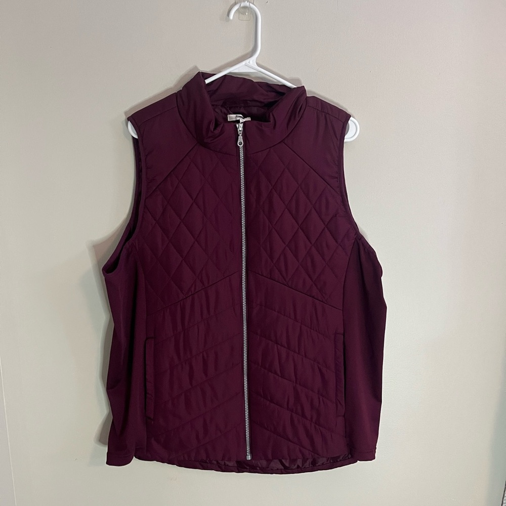 Maurices Plus Size Puffer Vest with Zipper and Pockets - Size 2XL